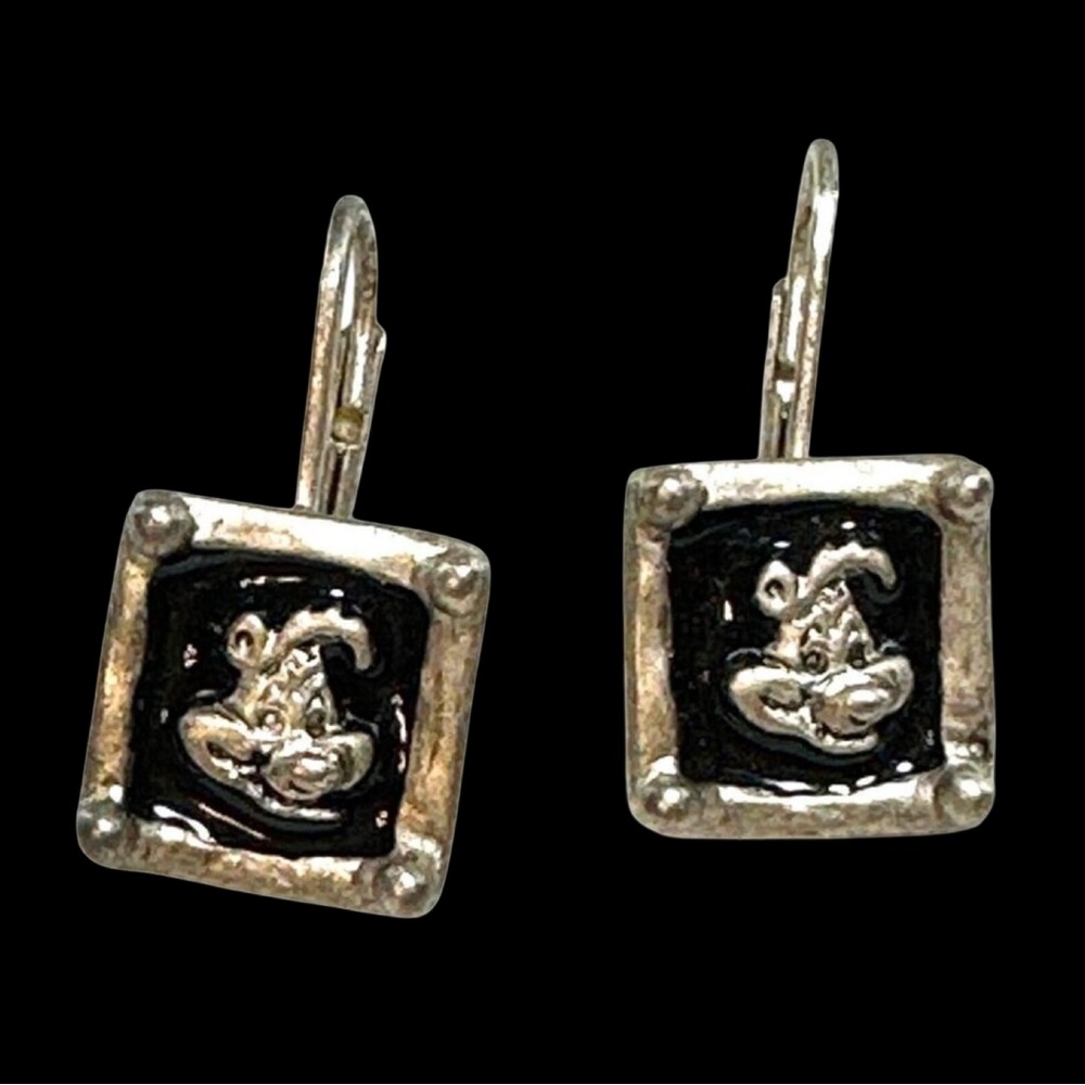 Vintage 90s Y2K Warner Bros Pepe Le Pew Earrings Skunk